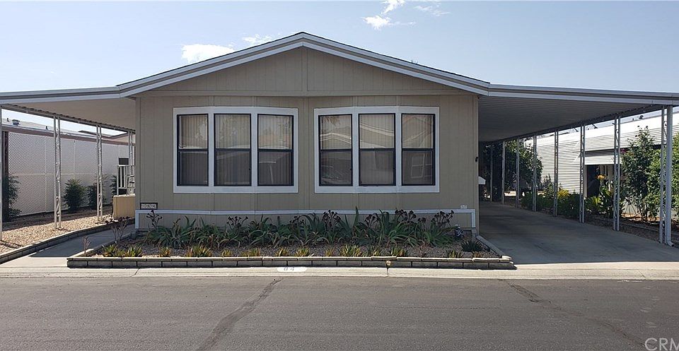 1st image of 1300 W Menlo Ave Space 84