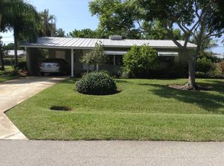 2077 SE Monroe St, Stuart, FL 34997