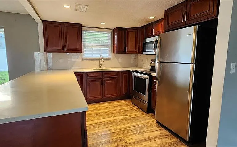 2408 Kimberly Dr — Photo 5