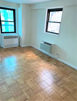 Rented by CitySites Real Estate Group | media 6