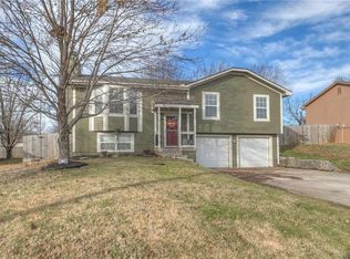 804 S Cedar St, Belton, MO 64012
