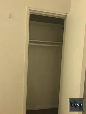 Rented by Bond New York | media 8