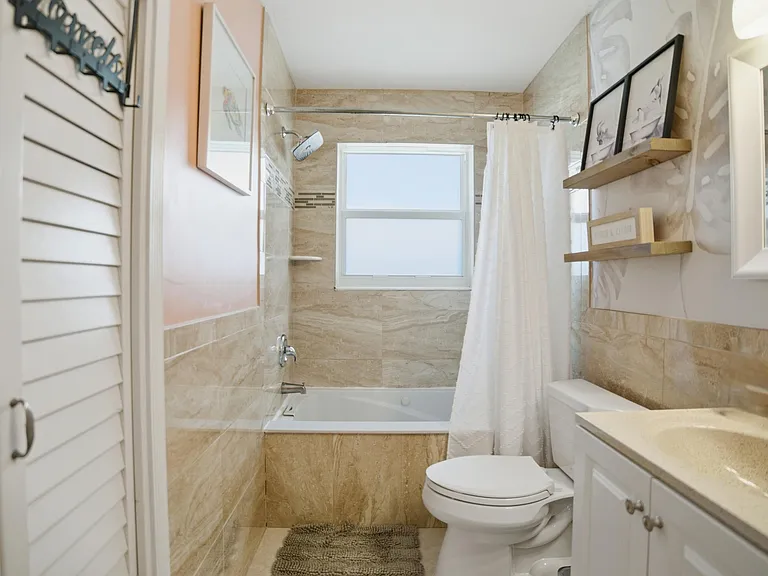 525 N L St — Photo 7