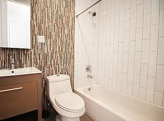 Rented by L Rose Realty (Brokerage)