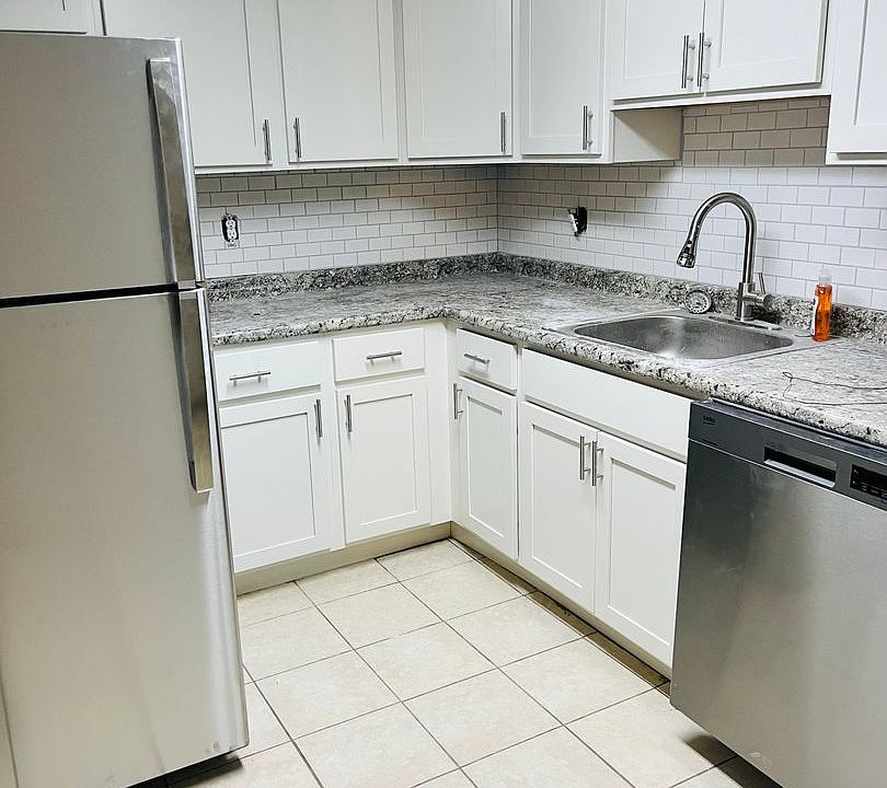 1st image of 2 Columbia Ave APT 1