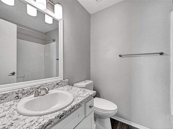 fayetteville-arkansas-448576526 picture