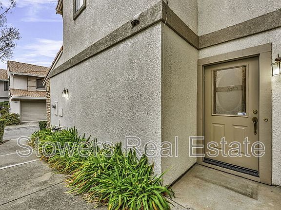 3rd image of 309 Camino Arroyo E