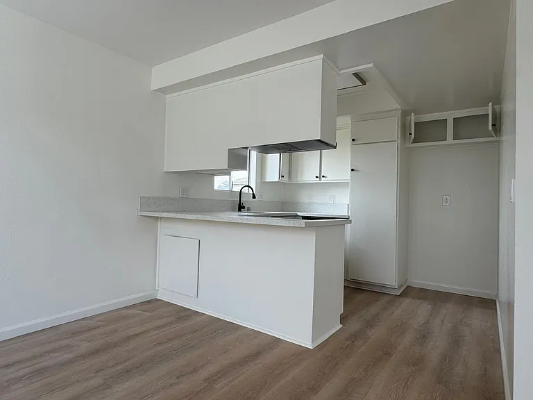 2310 E Ball Rd #4 — Photo 12