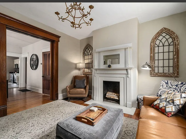 336 E Kossuth St — Photo 12