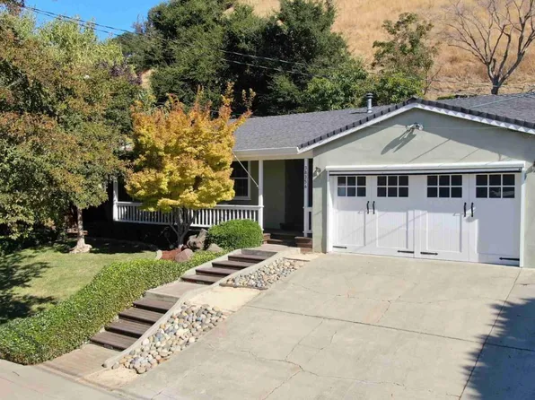 38356 Canyon Heights Dr, Fremont, CA 94536