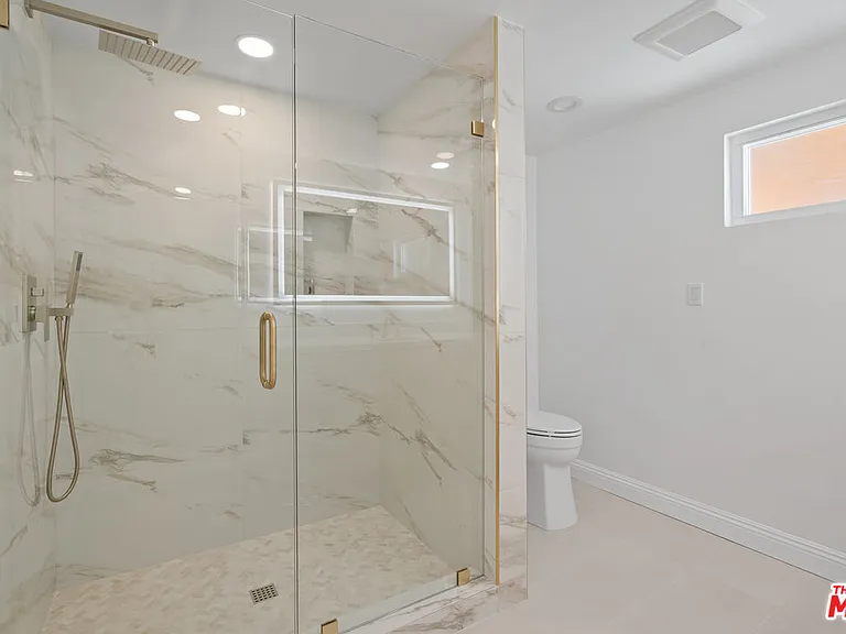4159 Regal Oak Dr — Photo 28