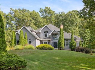 15 Barbaras Way, Ellington, CT 06029