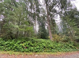 11025 Spruce Dr, Anderson Island, WA 98303
