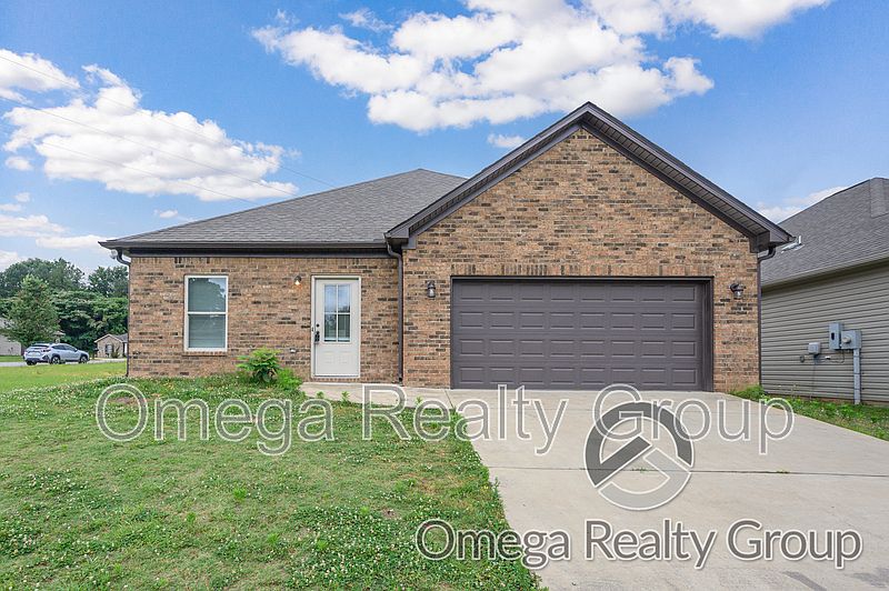 1st image of 8002 Shadesbrook Dr