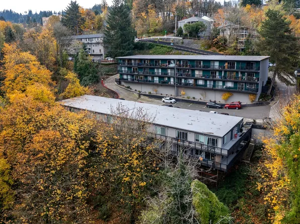 The Fredrick, 3050 SW 10th Ave #3030-21, Portland, OR 97239