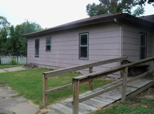 300 S Grand Ave, El Dorado Springs, MO 64744