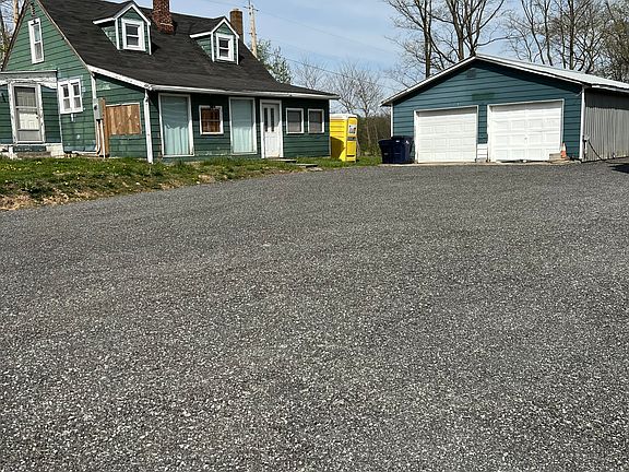 2nd image of 26595 Mount Pleasant Rd