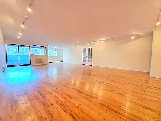 Rented by Julien Aractingi, LREB | media 1