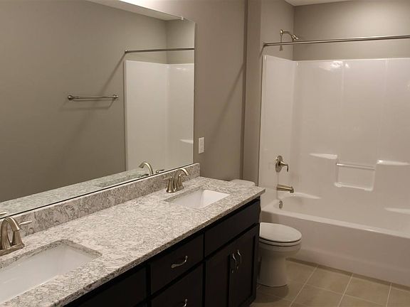 4th image of 10506 S 103rd St #4CEZSR