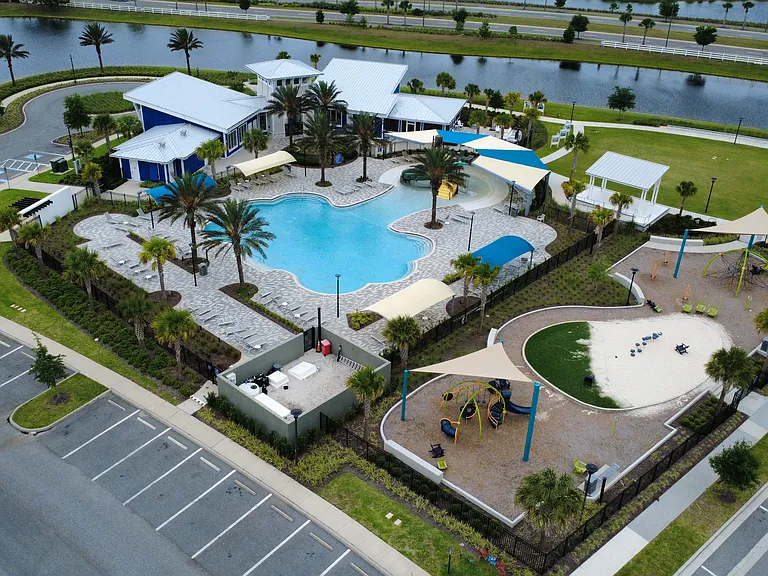 Club Resort