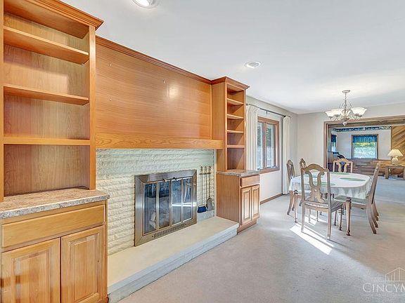 2nd image of 731 Sands Ave