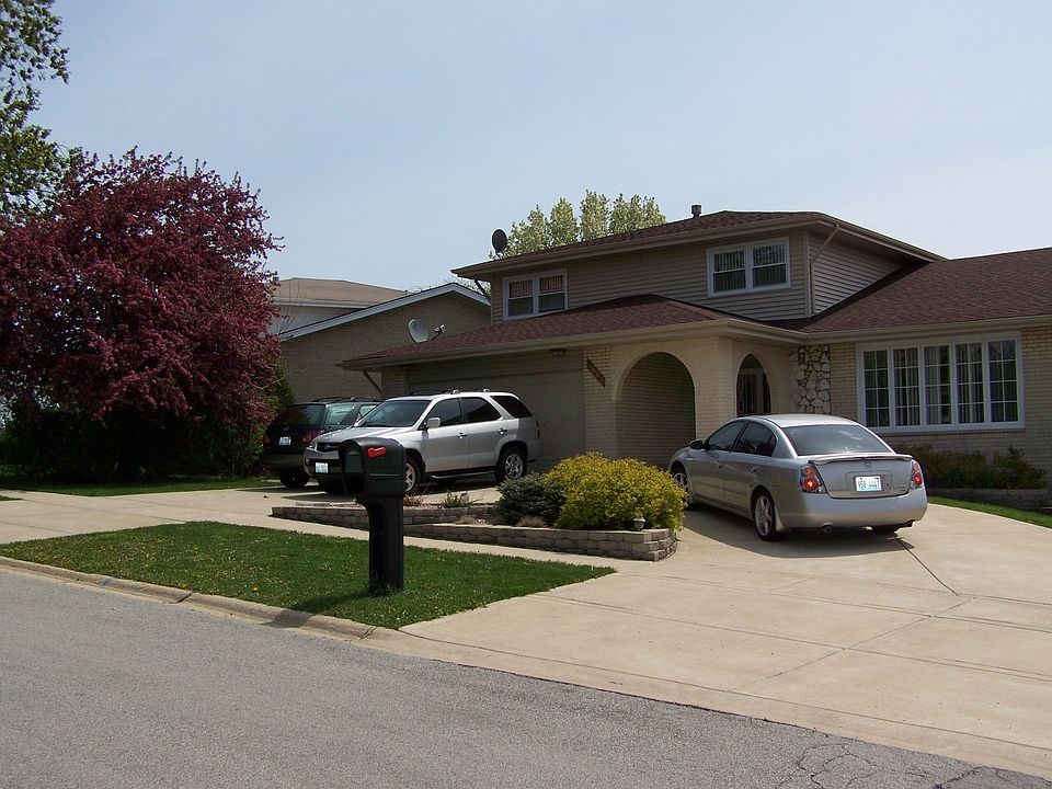 1st image of 8605 Breckenridge Dr