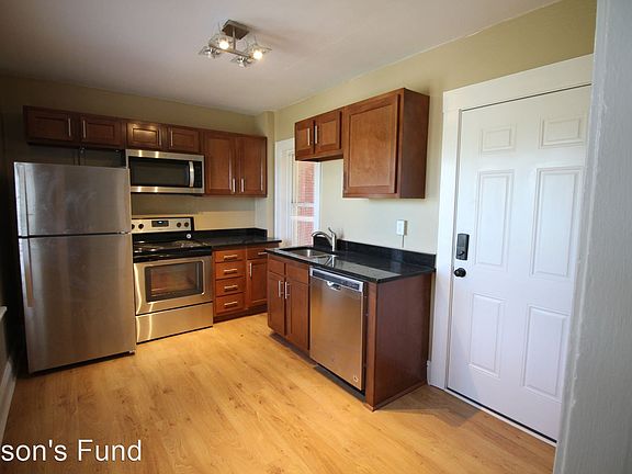 2nd image of 4911 Beech St APT 7