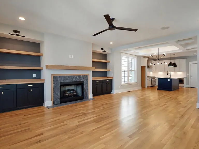 4908B Michigan Ave — Photo 10