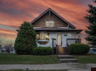 522 W Humphrey St, Lake Crystal, MN 56055