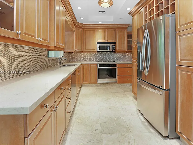 1030 Polk St — Photo 9
