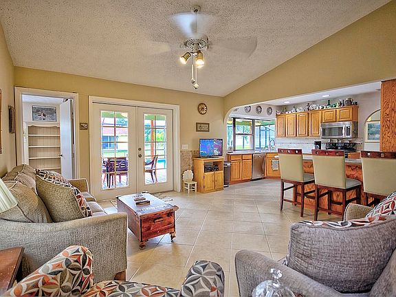 5th image of 2502 SW Cooper Ln