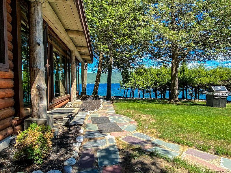 3rd image of 182 HOMER POINT Road