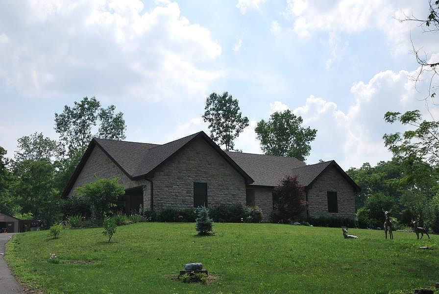 1st image of 797 Roger Dr