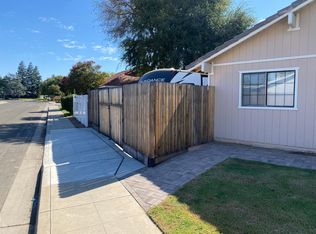 3073 Fowler Ave, Clovis, CA 93611
