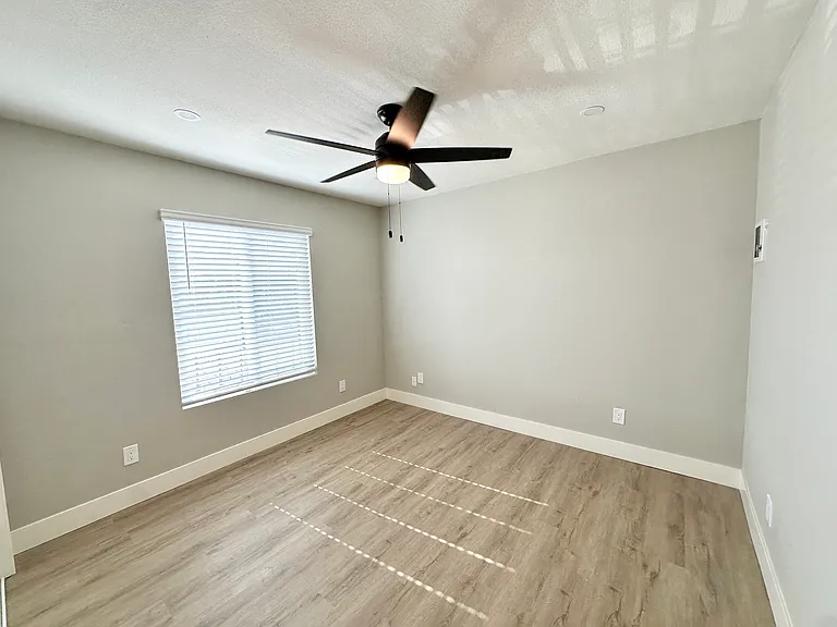 4567 Hawley Blvd #5 — Photo 15