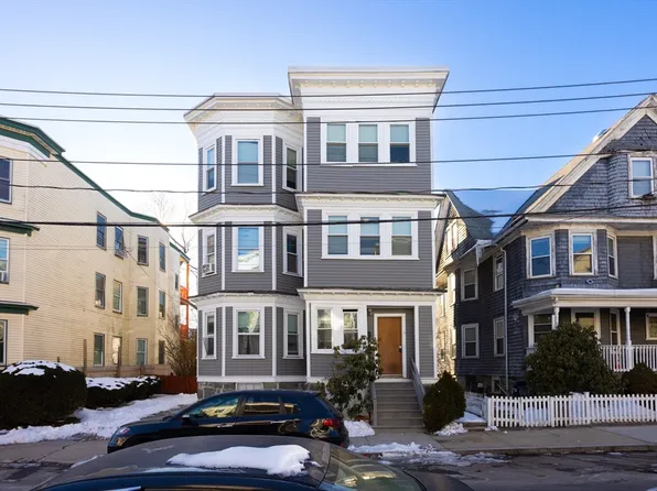 55 Spencer St, Dorchester, MA 02124