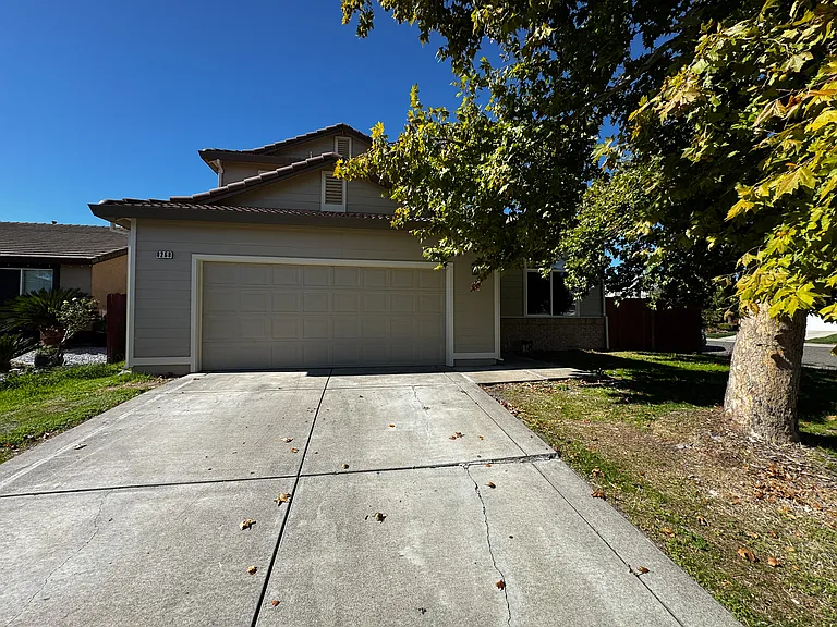 8268 Iron Gorge Dr — Photo 2