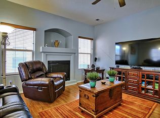 3032 Cochiti St NE, Rio Rancho, NM 87144