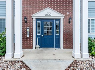 2704 Bradford Commons Dr UNIT 103, Louisville, KY 40299