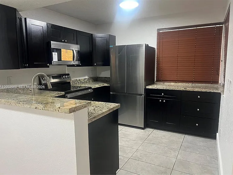 1200 N Liberty Ave #1200G — Photo 11