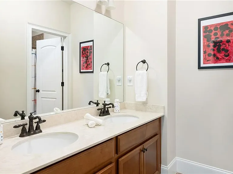 582 Charleston Ave SE — Photo 89