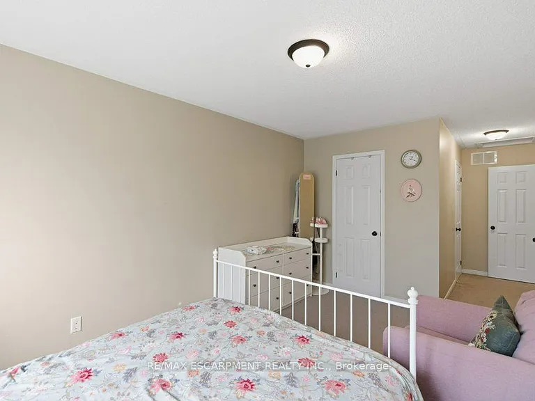 2406 Lazio Ln — Photo 16