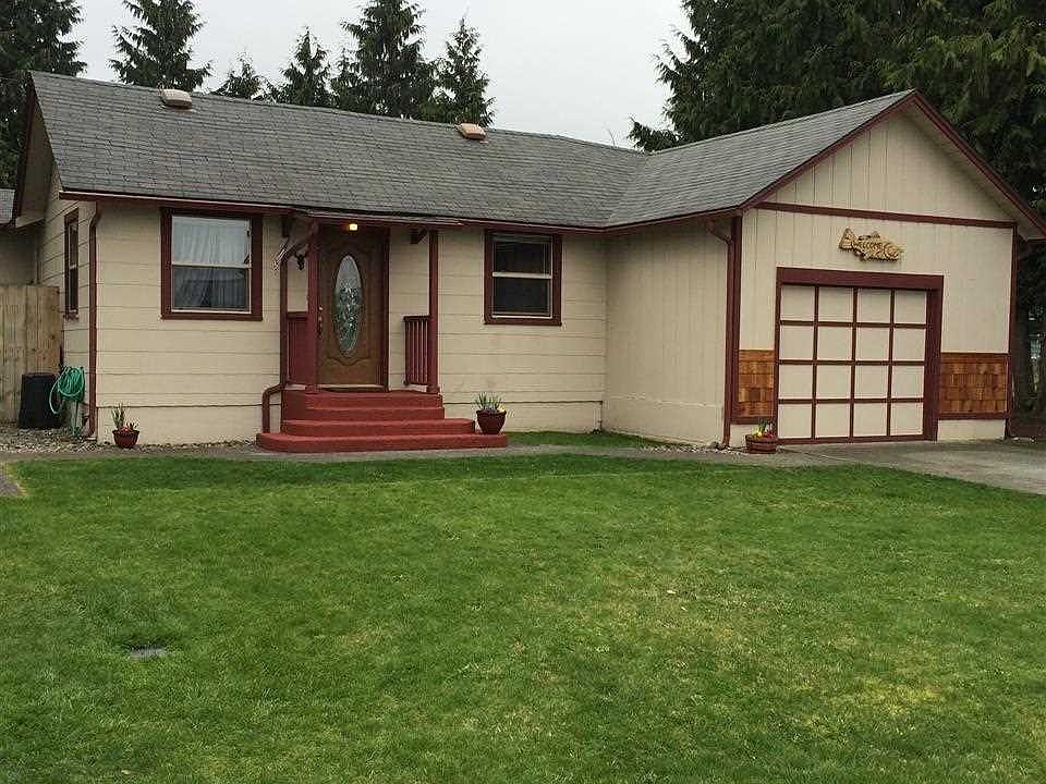 1st image of 2346 E 4th Ave