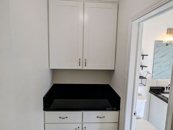 5th image of 208 Granada Ave #208B