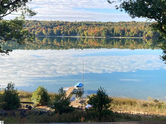 3rd image of 4339 N Scenic Hwy