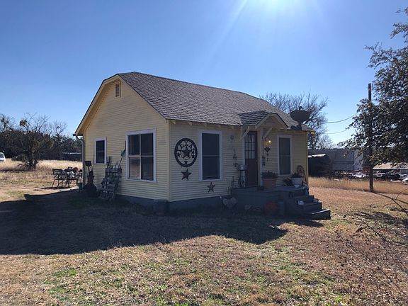 3rd image of 808 N McDurmitt