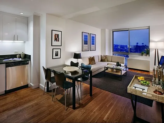 Rented by Waterton Residential New York | media 9