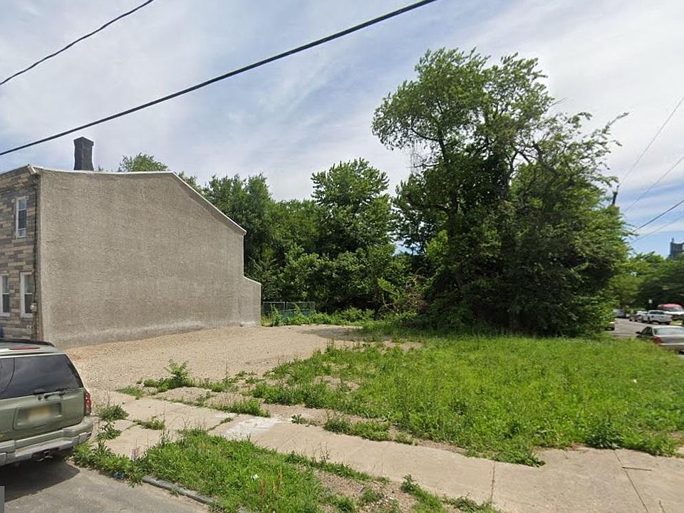 2nd image of 974 S 8th St