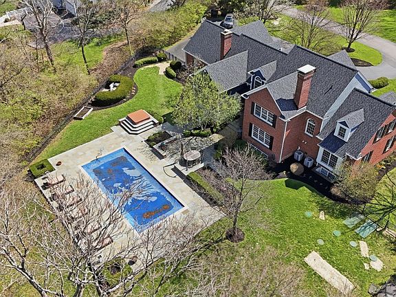 2nd image of 923 Princeton Dr