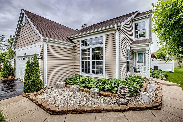1st image of 356 Meadowlark Dr